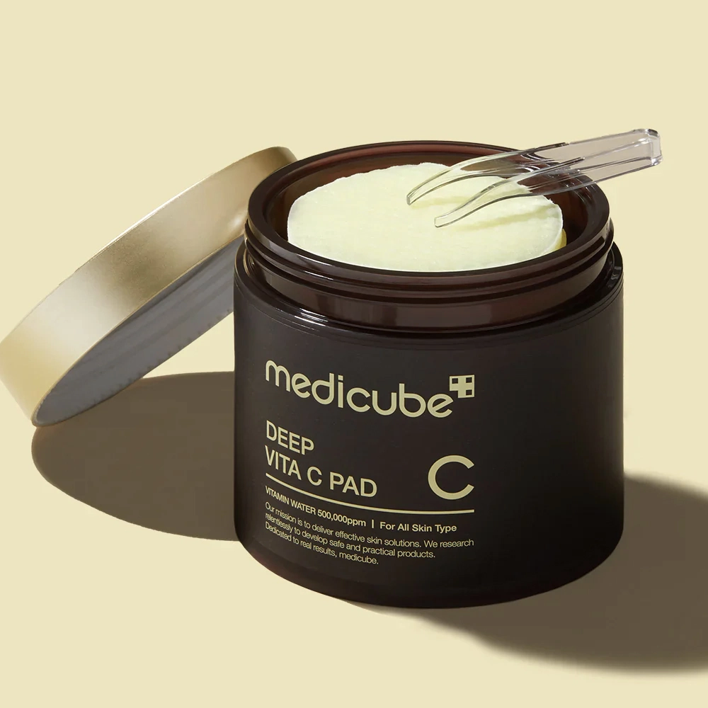 MEDICUBE Deep Vita C Pad 70шт - Освітлювальні відновлювальні пади з вітаміном C - фото №1 MEDICUBE Deep Vita C Pad 70шт - Освітлювальні відновлювальні пади з вітаміном C - фото №1
